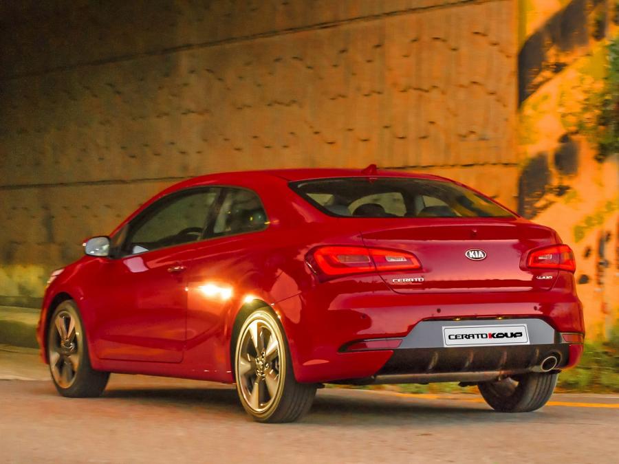  Kia Cerato Koup 2013 года  (фото 17 из 26)
